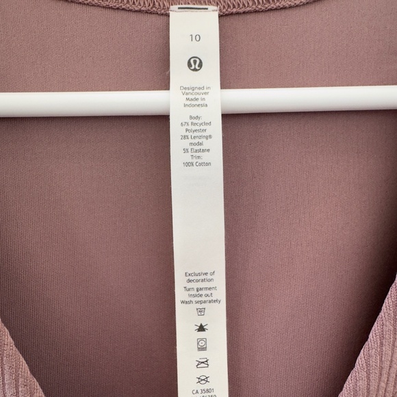 Lululemon / Ribbed Softstreme Relaxed-Fit T-Shirt / Twilight Rose / Size 10 - Picture 4 of 5